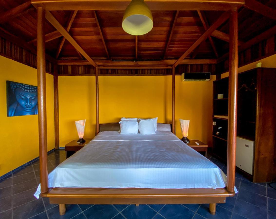 Hotel Vista De Olas Мал Паис Екстериор снимка